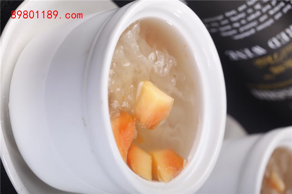 冰糖银耳炖木瓜